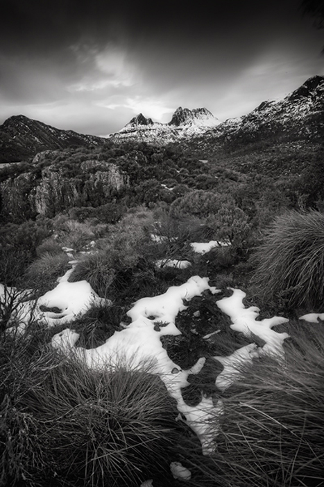 Cradle_Mountain_BW.jpg