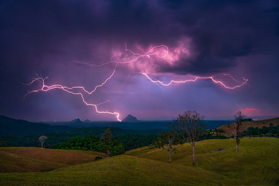 Light_Raining_Down900.jpg